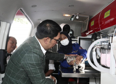 Ridwan Kamil Luncurkan Mobil Pelayanan Veteriner Hewan