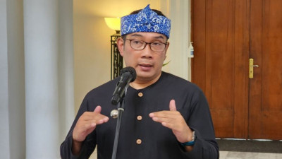 Transportasi Publik Jadi Sorotan Netizen, Ini Kata Ridwan Kamil