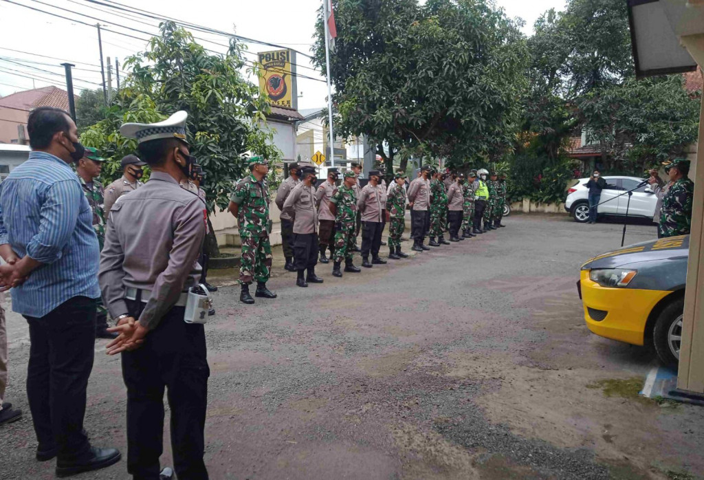 Apel Gabungan Polsek dan Koramil Cimalaka Wujud Sinergitas TNI-Polri