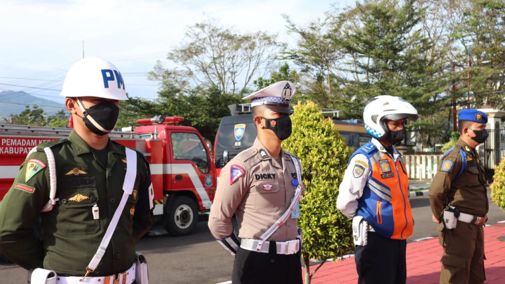 Kapolres Sumedang Pimpin Apel Gelar Pasukan Operasi Keselamatan Lodaya 2023