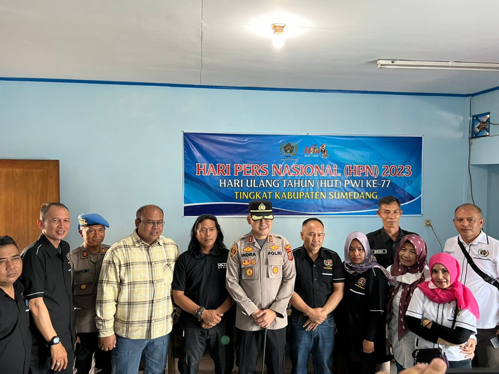 Kapolres Sumedang Hadiri Peringatan HPN 2023 dan HUT PWI ke 77 di GIM Sumedang