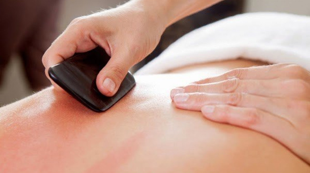 Nggak Mesti Kerokan Melulu, Masuk Angin Juga Bisa Sembuh dengan 6 Cara Ini Lho!