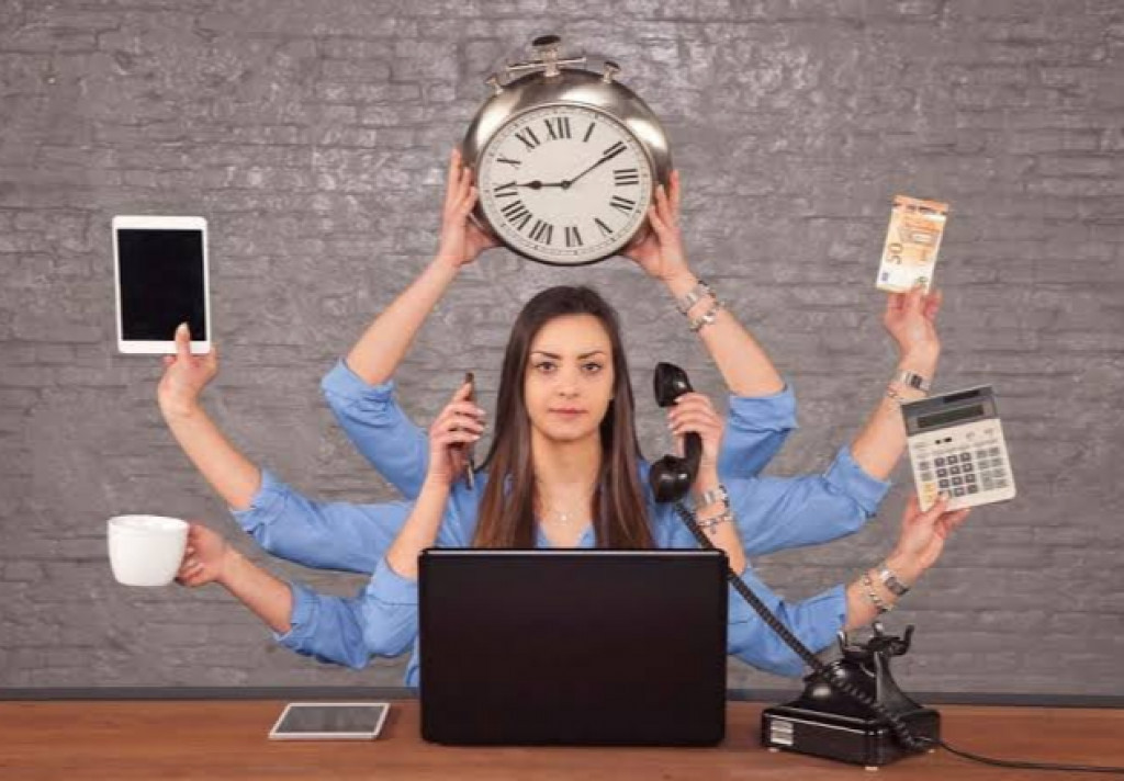 Ingin Fokus Selesaikan Pekerjaan? Hindari 3 Multitasking Berikut