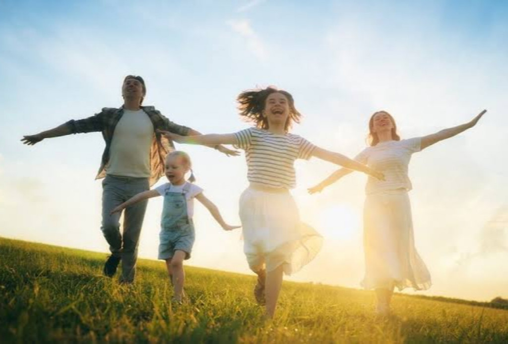 3 Pilar Hidup Bahagia Menurut Studi, Apa Saja?