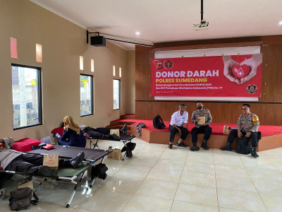 Peringati HPN 2023 Dan HUT PWI Ke 77, Polres Sumedang Bersama Insan Pers Laksanakan Donor Darah