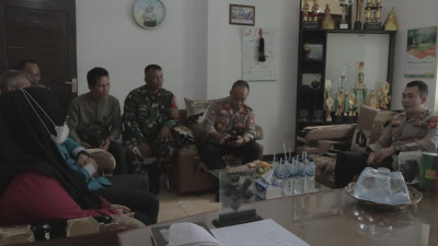 Serap Aspirasi Masyarakat, Kapolres Sumedang Laksanakan Jumat Curhat Di Kelurahan Kotakaler