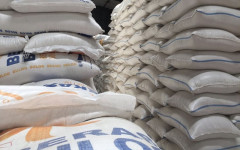 Tekan Kenaikan Harga, Bulog Bondowoso Gelontorkan 30 Ton Beras Lewat Program SPHP