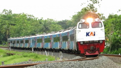 7 Tips Mengatasi Rasa Bosan saat Naik Kereta Jarak Jauh