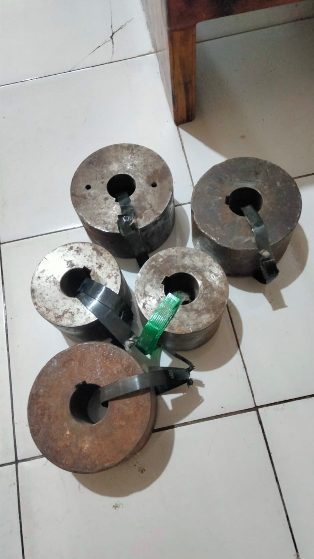 Tertangkap Basah Sedang Melakukan Pencurian Seorang Pemuda Diamankan Polisi