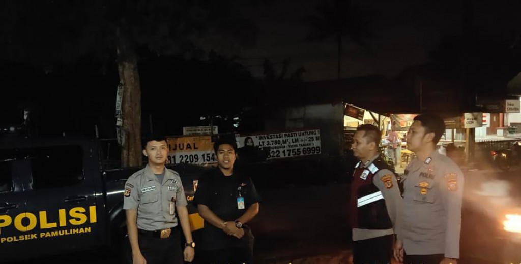 Ciptakan Kamtibmas yang Kondusif, Polsek Pamulihan Laksanakan Patroli Blue Light