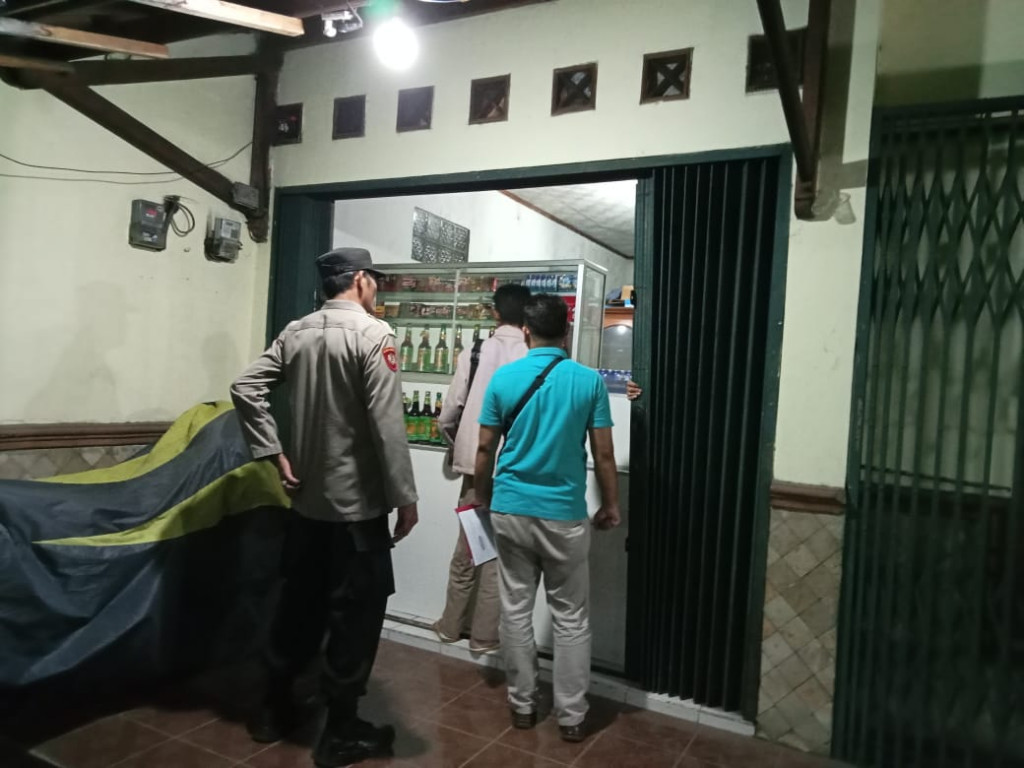 Cipta Kondisi Jelang Bulan Ramadhan, Polres Sumedang Laksanakan Operasi Miras