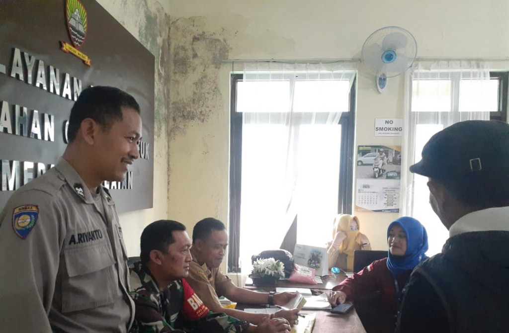 Tingkatkan Sinergitas, Bhabinkamtibmas Polsek Sumedang Selatan Gelar Silaturahmi