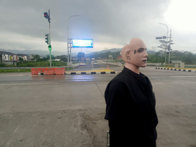 Mengenal Robot Di Exit Tol Cisumdawu Sumedang Kota Buatan Pemuda Desa Citimun