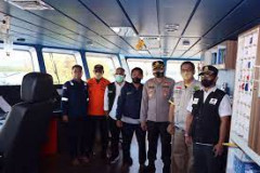 Pastikan Mudik Aman dan Nyaman, Polres Natuna Sebar Sejumlah Anggota