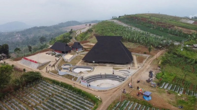 Ribuan Wisatawan Menyerbu Destinasi Wisata Di Sumedang Efek Tol Cisumdawu, Ini Kata PHRI