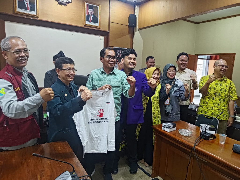 Tenaga Kesehatan di Sumedang Sepakat Tolak RUU Omnibuslaw Kesehatan