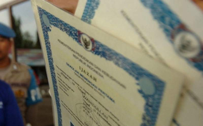 Bolehkah Perusahaan Menahan Ijazah Saat Diterima Kerja? Ini Penjelasannya!